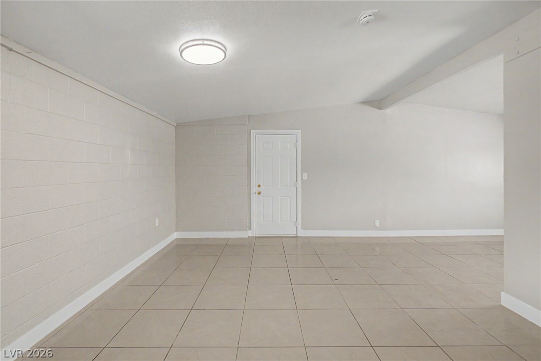 1704 James Street Property Photo 18
