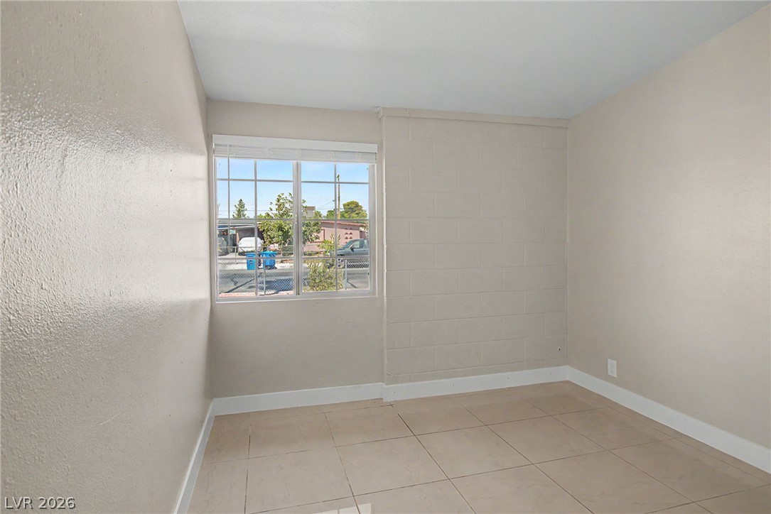 1704 James Street Property Photo 21