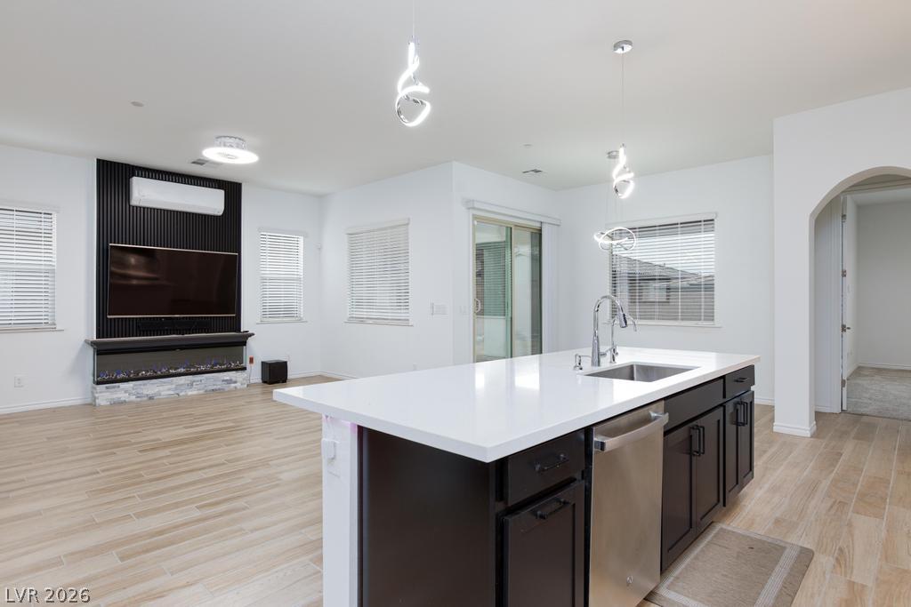 689 Monteverdi Peak Street Property Photo 16