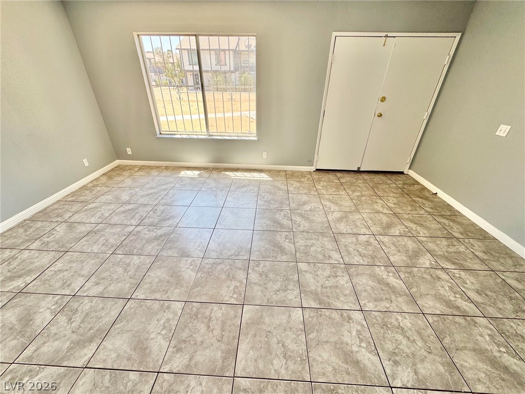 3911 Hartford Place Property Photo 4