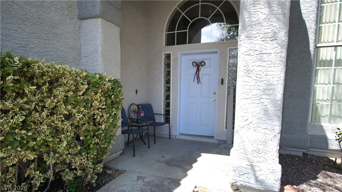 7789 Brook Valley Drive Property Photo 3