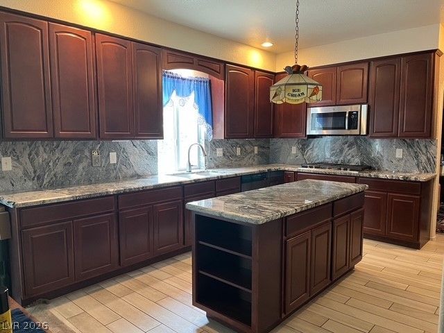 7789 Brook Valley Drive Property Photo 4