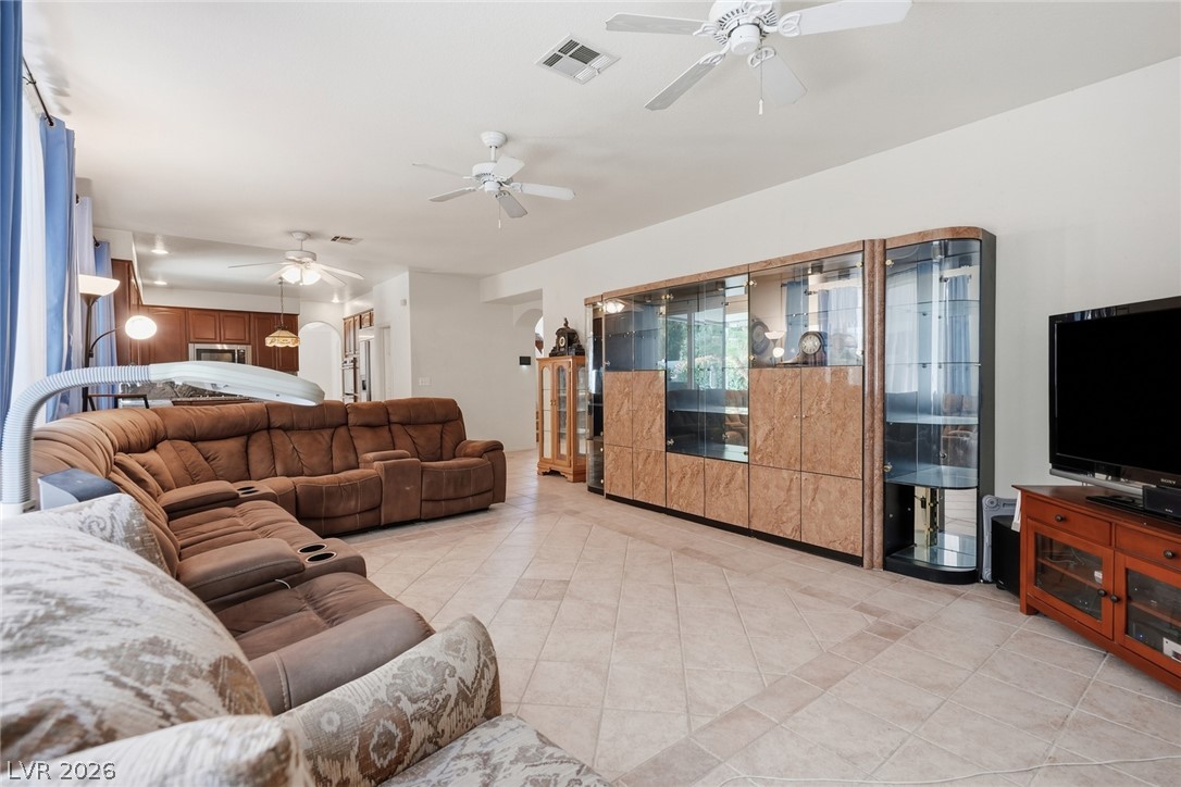 7789 Brook Valley Drive Property Photo 10