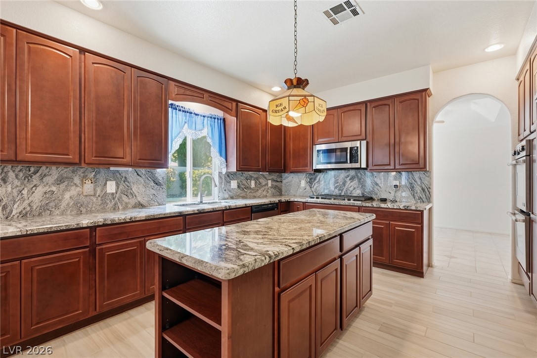 7789 Brook Valley Drive Property Photo 13