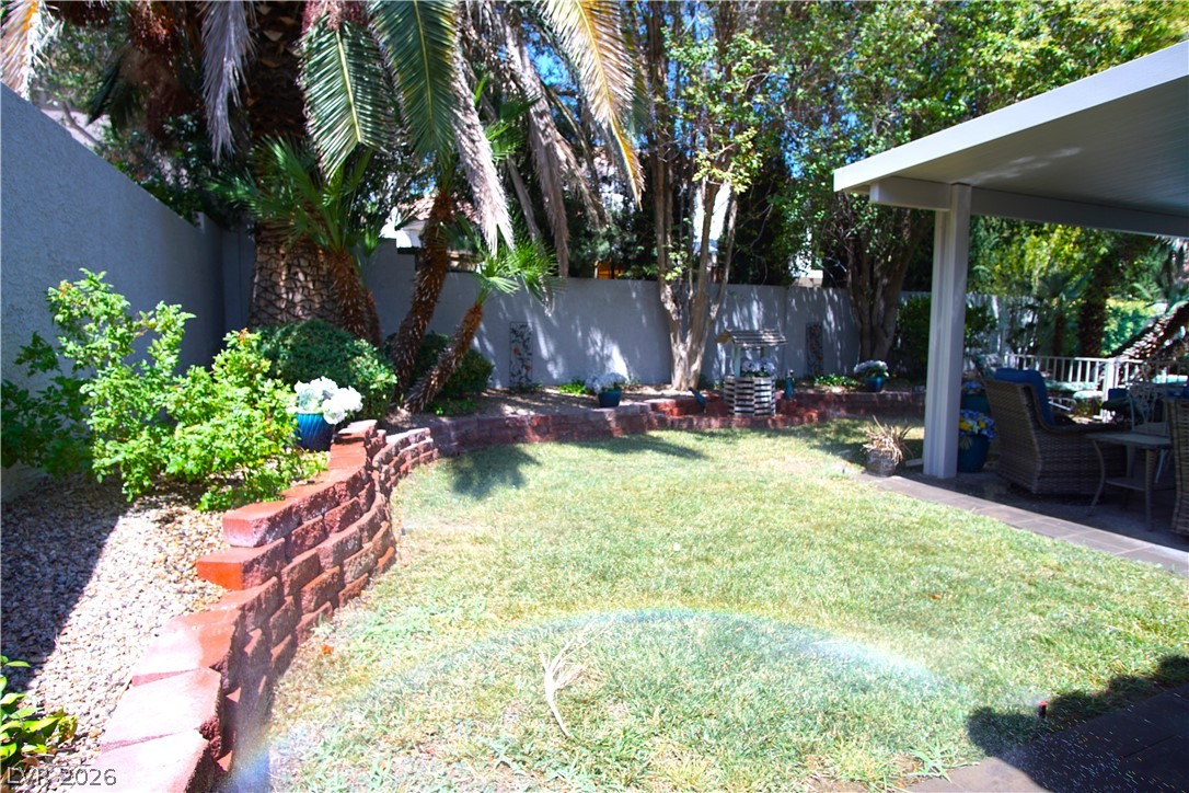 7789 Brook Valley Drive Property Photo 15