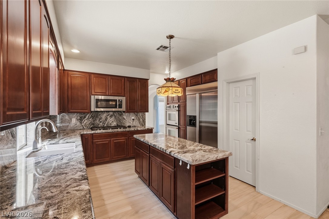 7789 Brook Valley Drive Property Photo 17