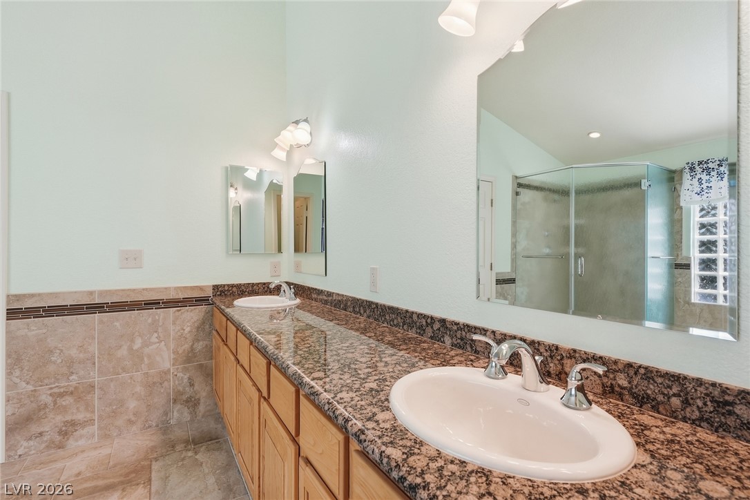 7789 Brook Valley Drive Property Photo 35