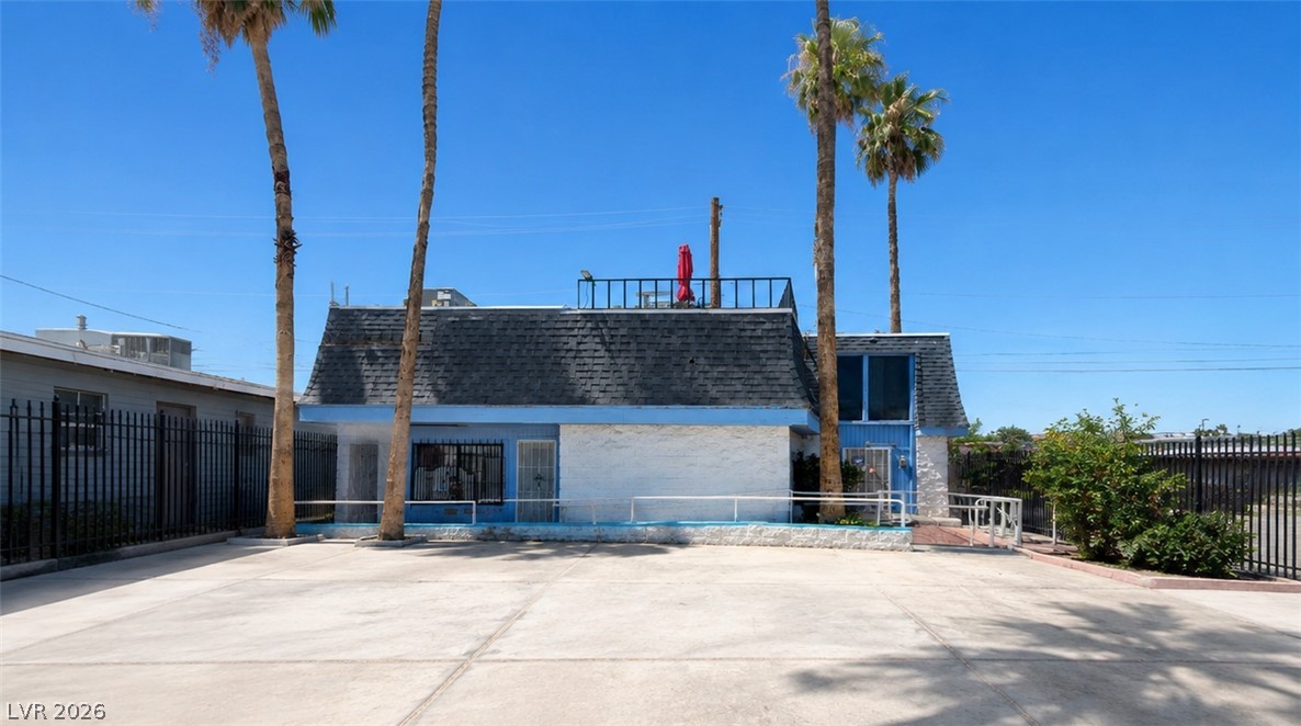 5900 Boulder Highway Property Photo 1