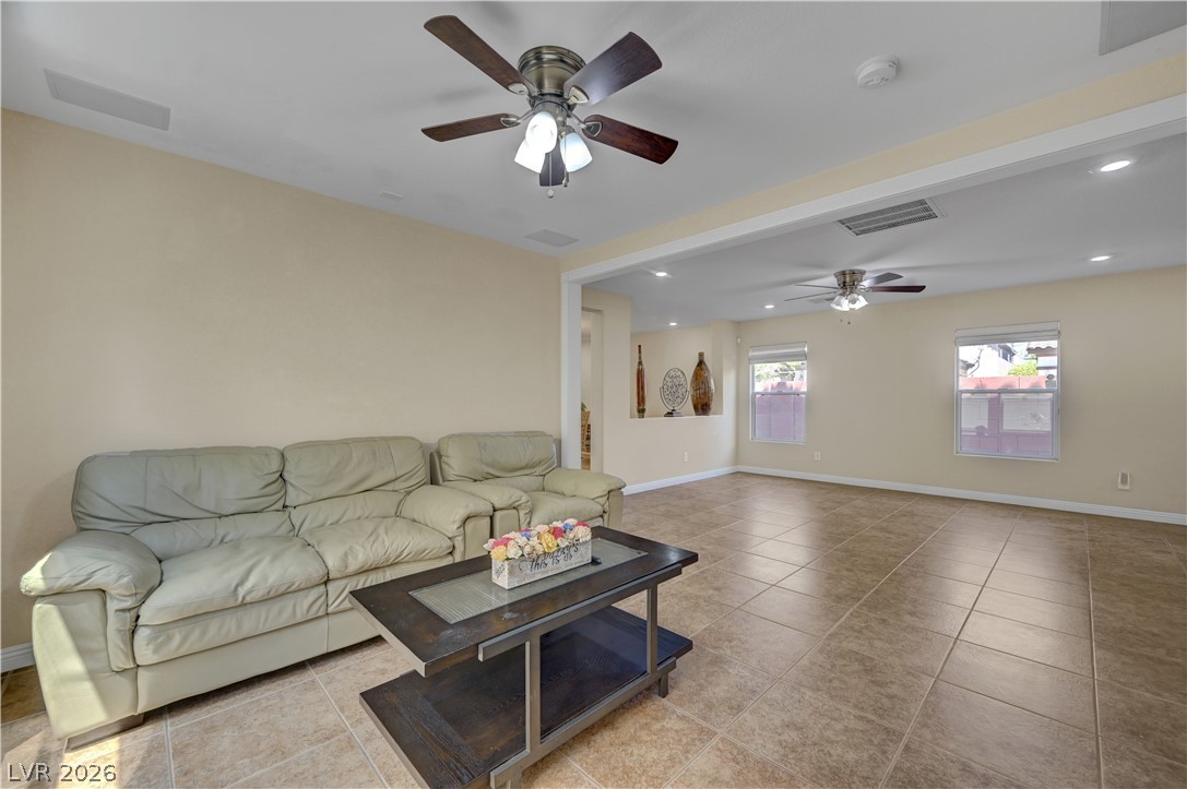 507 Teedale Court Property Photo 9
