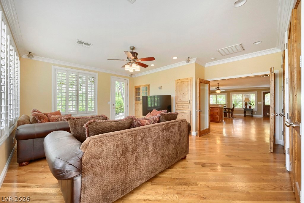 2802871 Property Photo 3