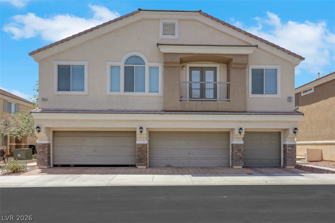 3513 Hazelnut Pine 1 Property Photo 1