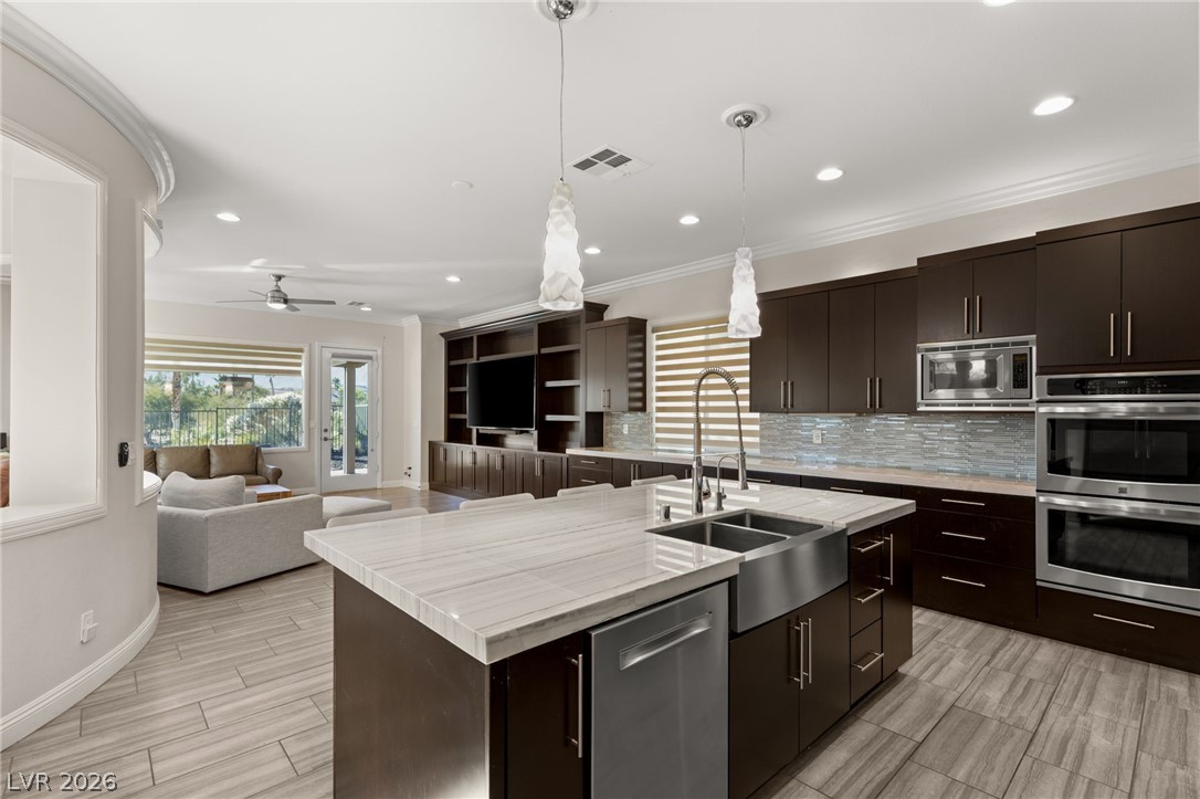 11305 Golden Chestnut Place Property Photo 13