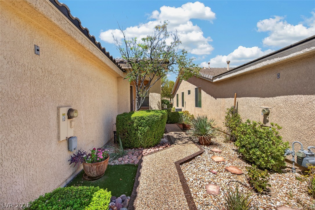 5117 Progresso Street Property Photo 4