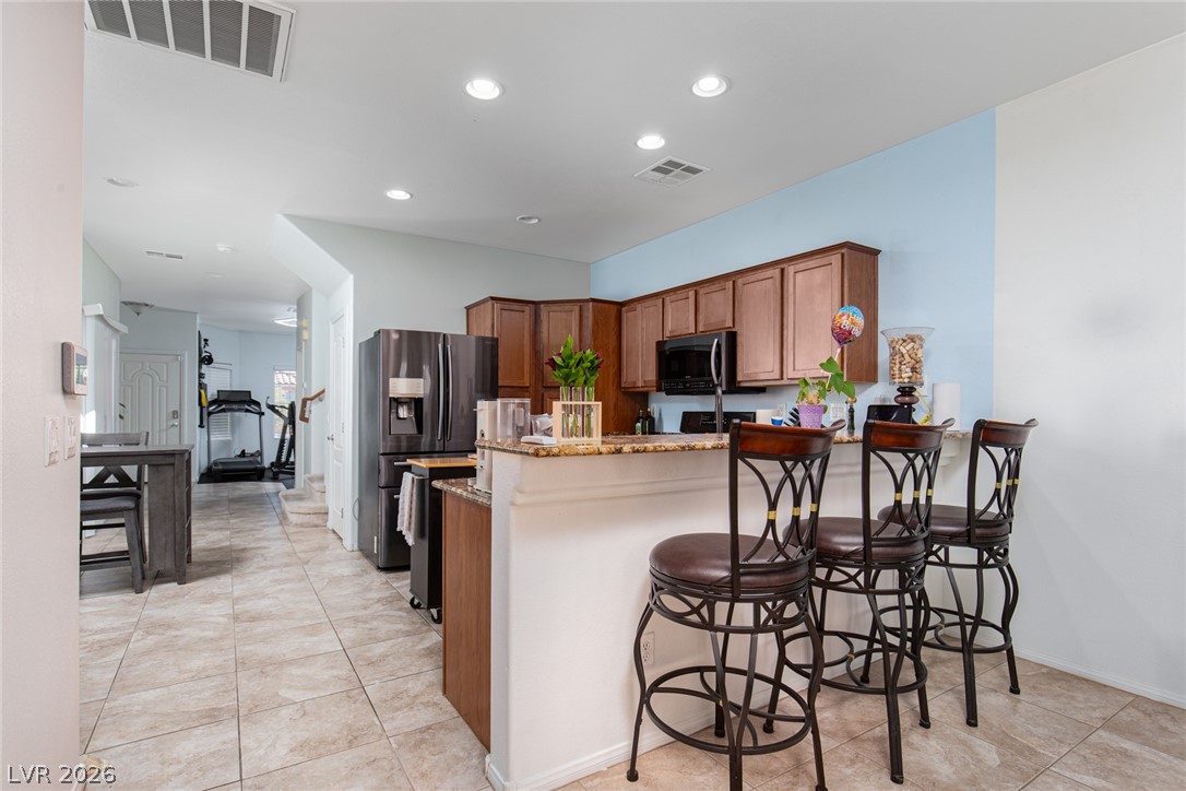 5565 Danforth Avenue Property Photo 10
