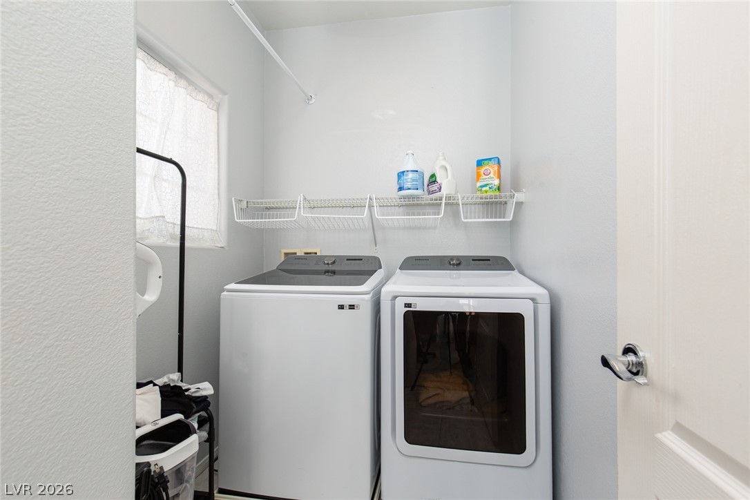 5565 Danforth Avenue Property Photo 15