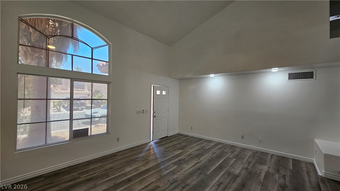 10071 Cheyenne Dawn Street Property Photo 11