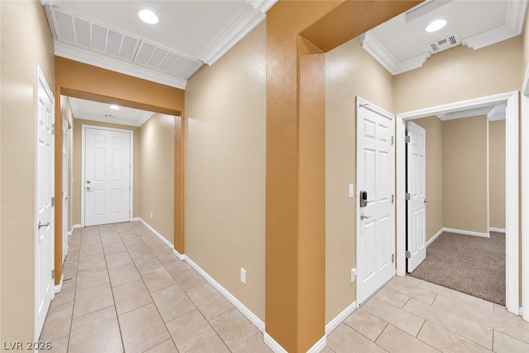 1844 Navajo Falls Street Property Photo 6