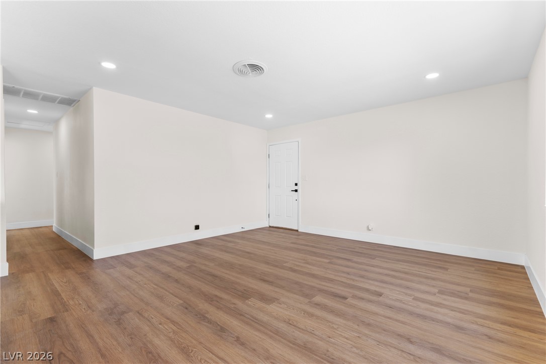 4741 San Rafael Avenue Property Photo 7