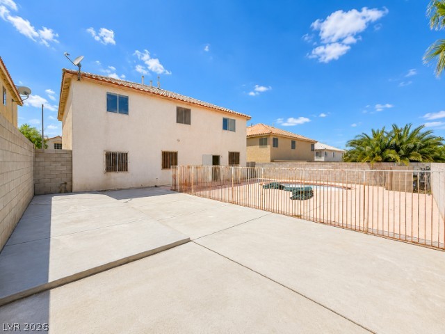 268 Daisy Gold Court Property Photo 33