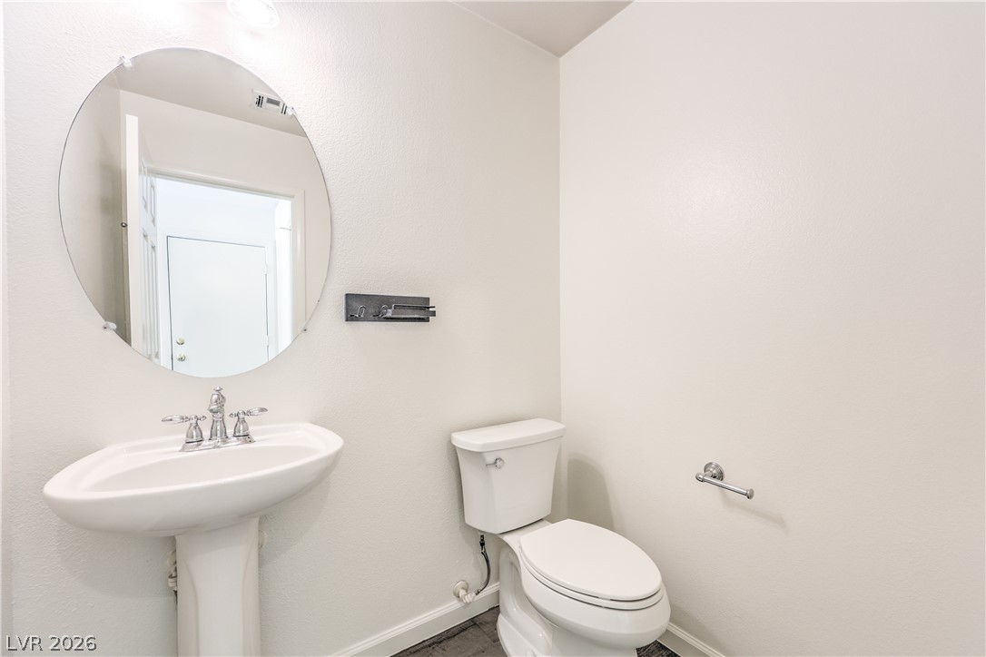 10340 Gunter Hill Court Property Photo 6