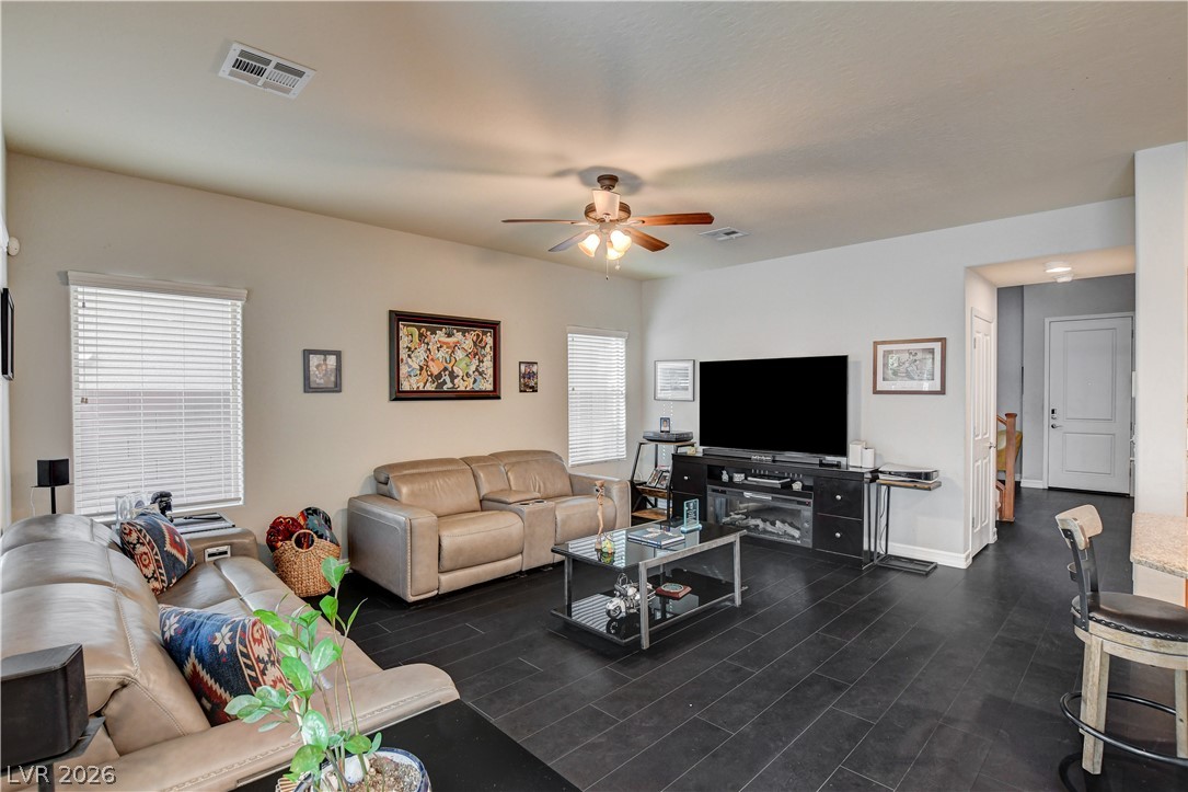 10604 Harvest Green Way Property Photo 8