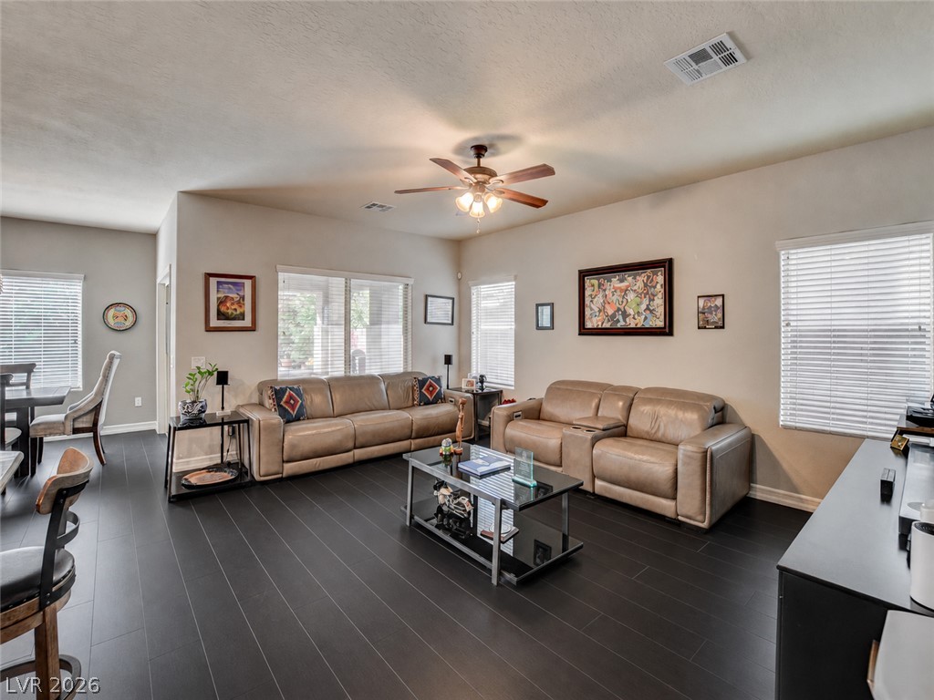 10604 Harvest Green Way Property Photo 9