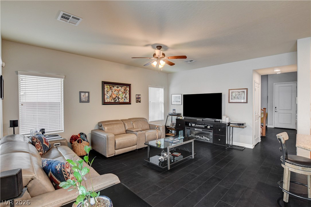 10604 Harvest Green Way Property Photo 11