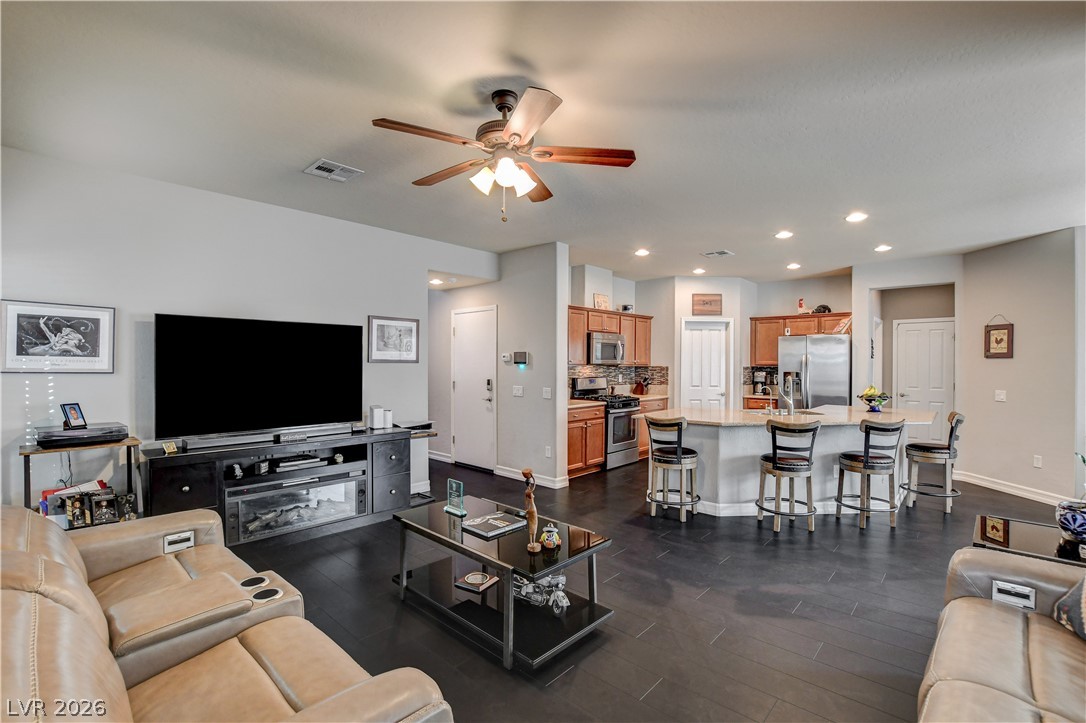 10604 Harvest Green Way Property Photo 12