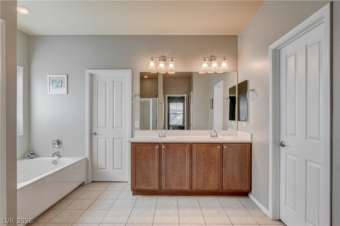 10604 Harvest Green Way Property Photo 36