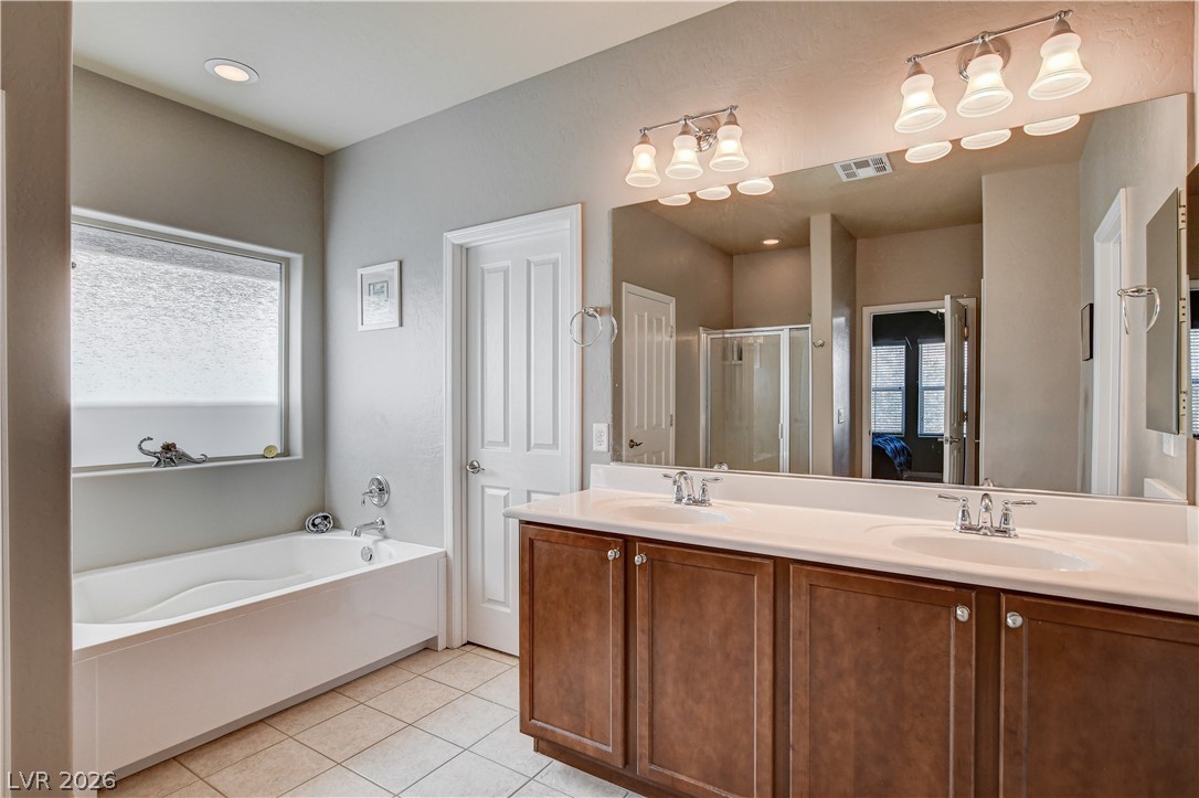 10604 Harvest Green Way Property Photo 37