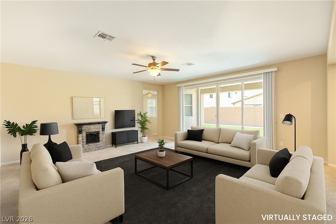 909 Aspen Hollow Court Property Photo 3