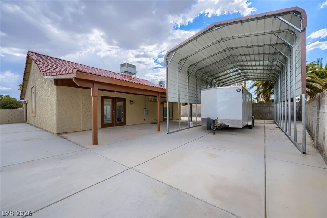 1548 Champagne Circle Property Photo 2