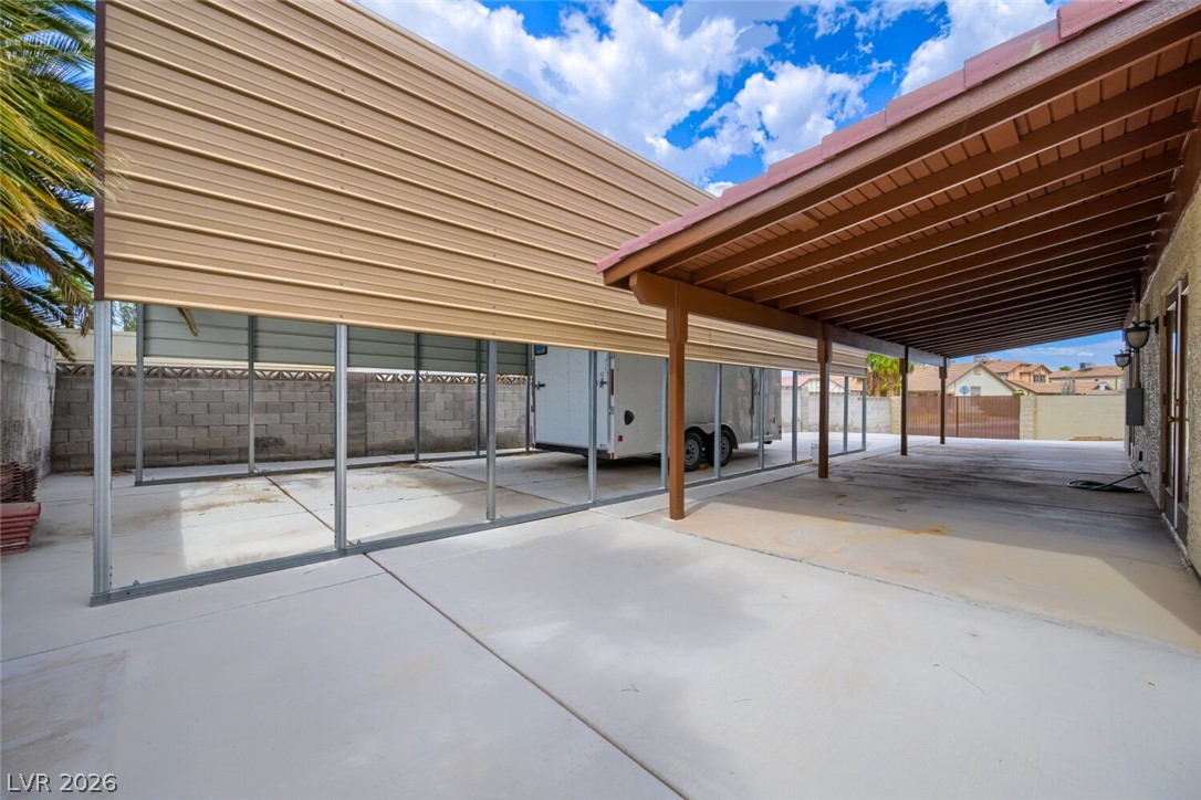 1548 Champagne Circle Property Photo 22