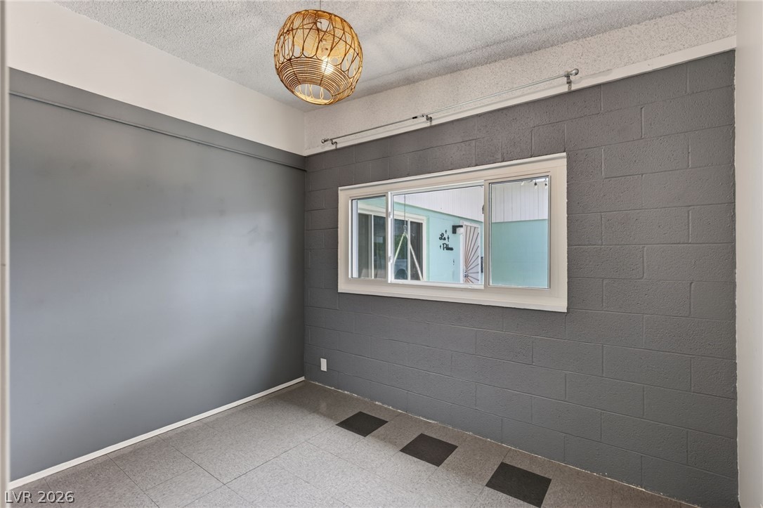 1305 Phillips Avenue 1307 Property Photo 4