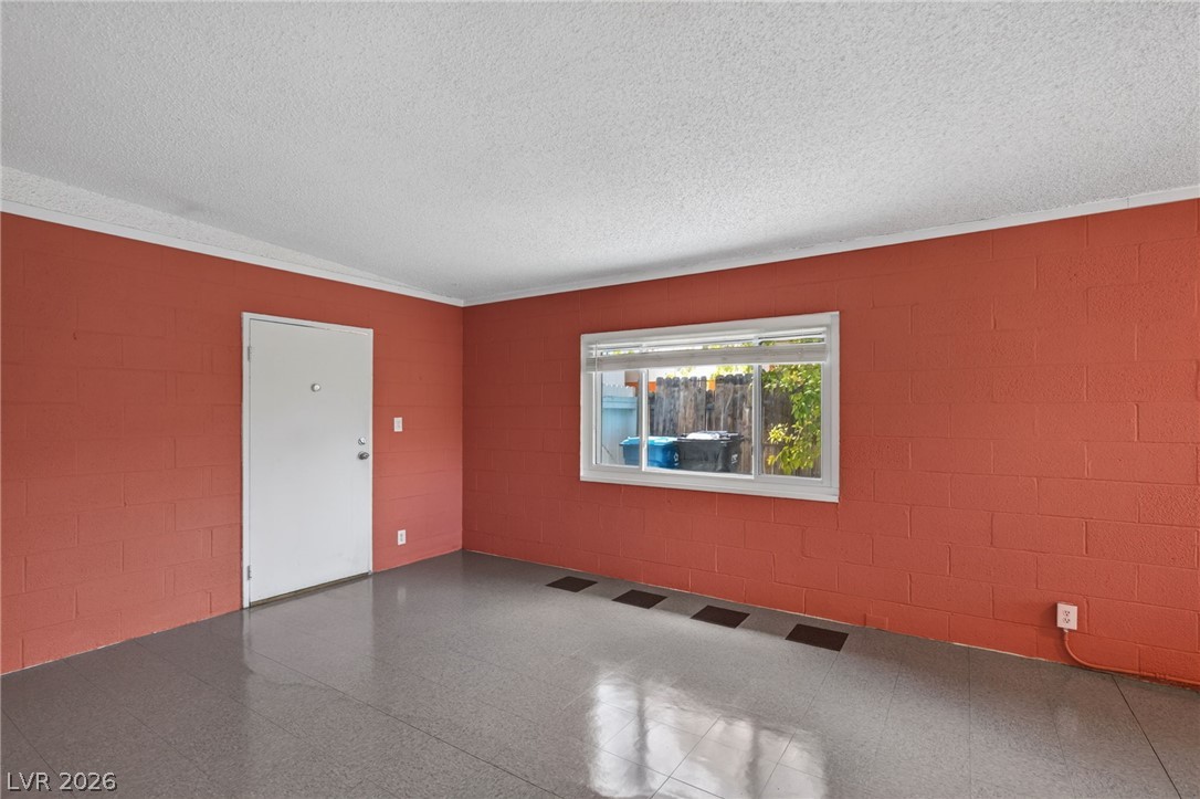 1305 Phillips Avenue 1307 Property Photo 16