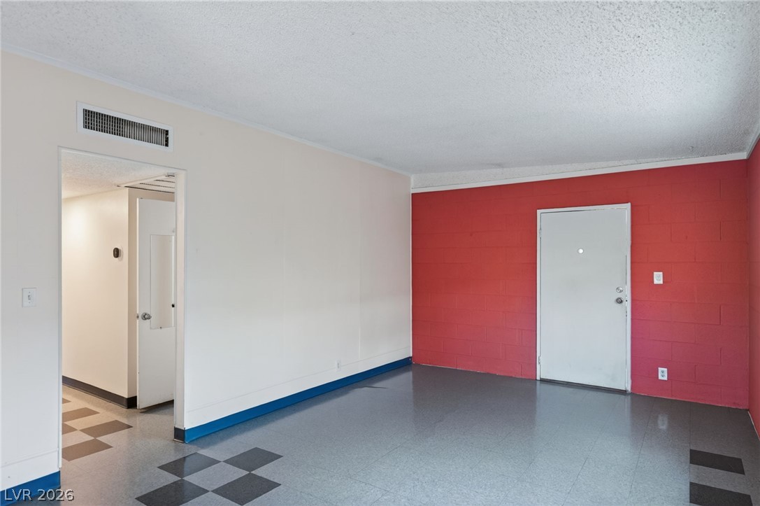 1305 Phillips Avenue 1307 Property Photo 17