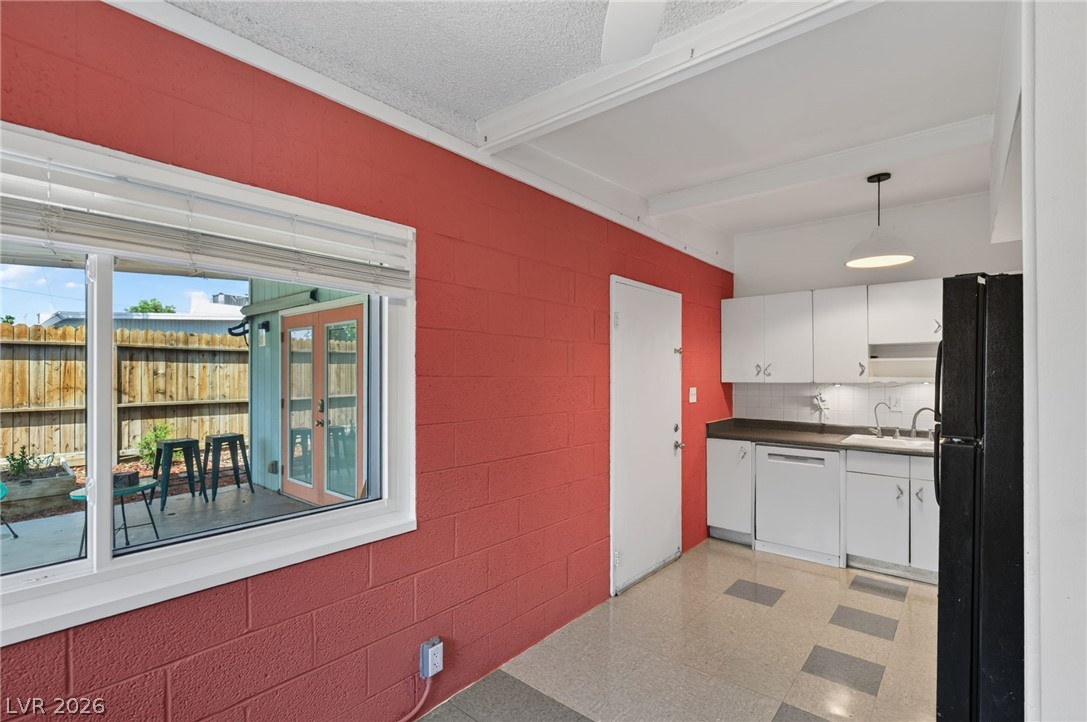 1305 Phillips Avenue 1307 Property Photo 18