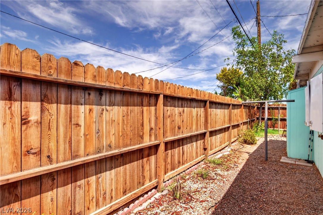 1305 Phillips Avenue 1307 Property Photo 23