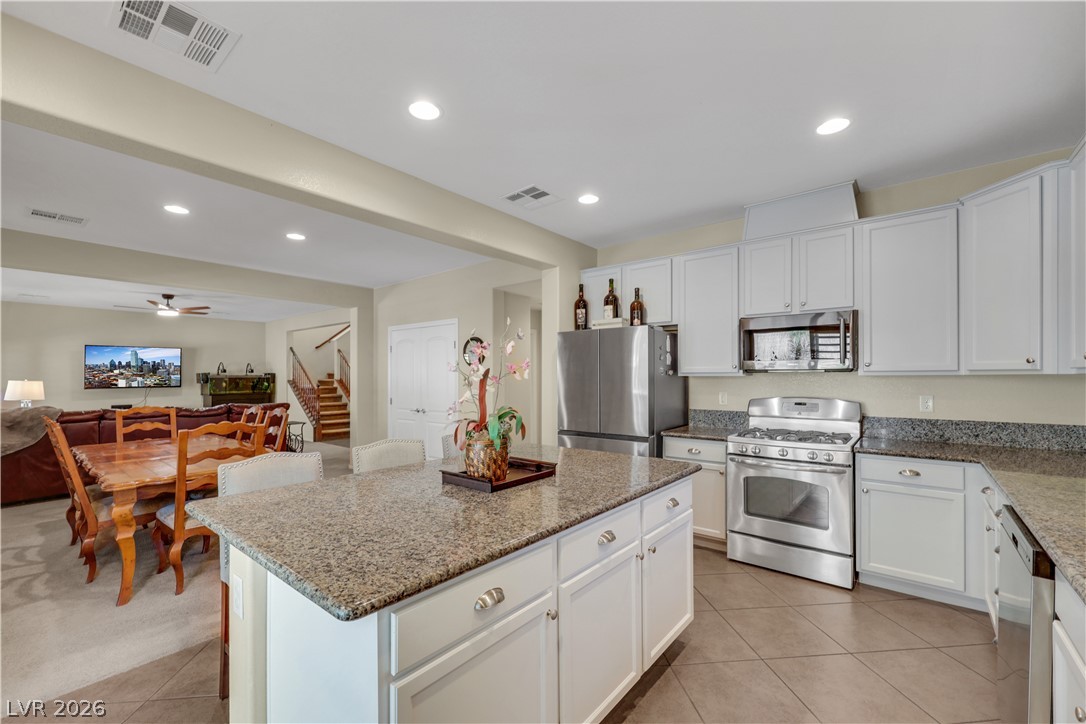 6737 Guidestar Street Property Photo 10