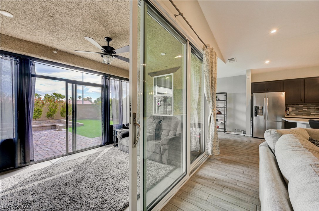 27 Red Sandstone Avenue Property Photo 20