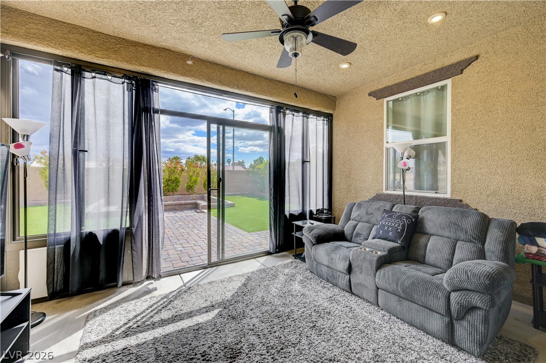 27 Red Sandstone Avenue Property Photo 57