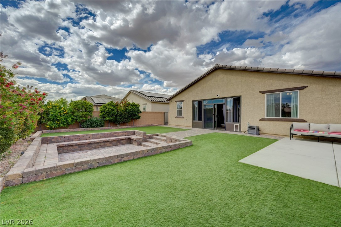 27 Red Sandstone Avenue Property Photo 63