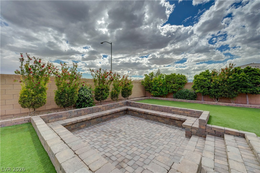 27 Red Sandstone Avenue Property Photo 65