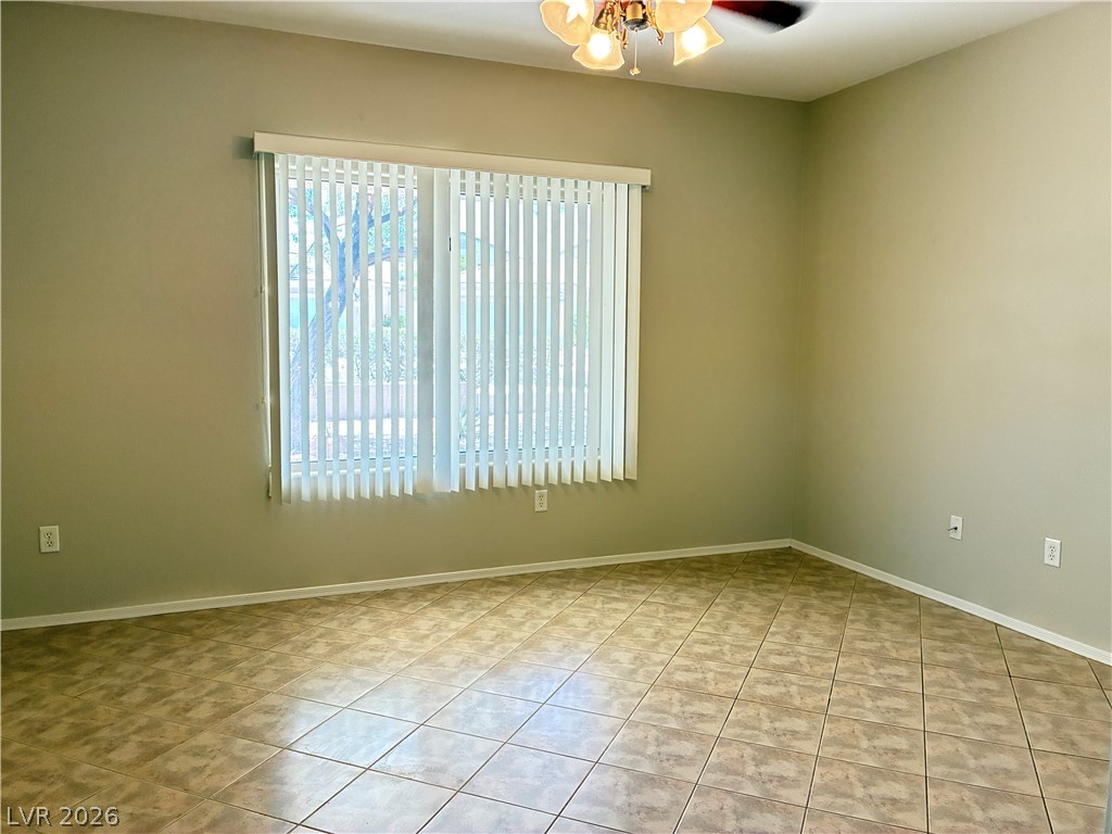 2523 Romanza Road Property Photo 4