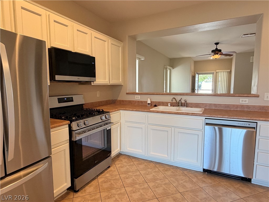 2523 Romanza Road Property Photo 12