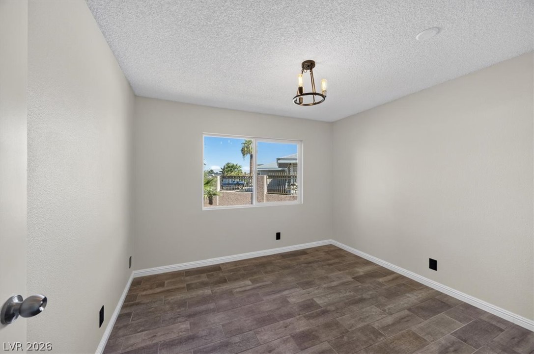 4181 Royalhill Avenue Property Photo 24