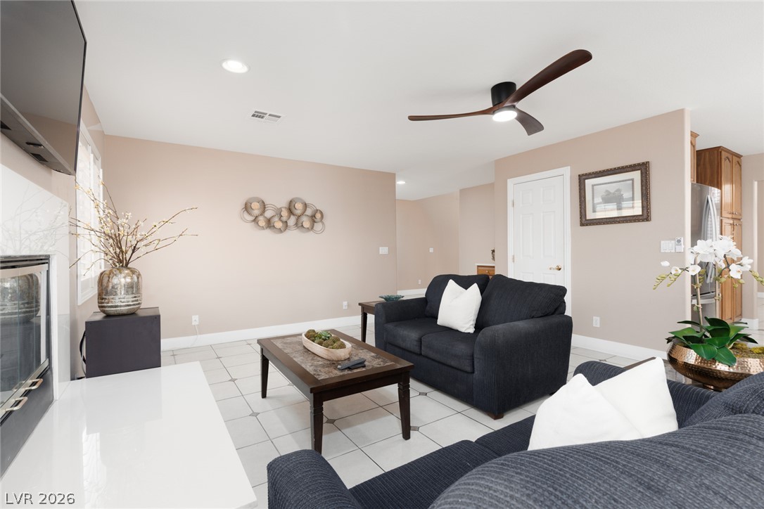 2635 Regency Cove Court Property Photo 9