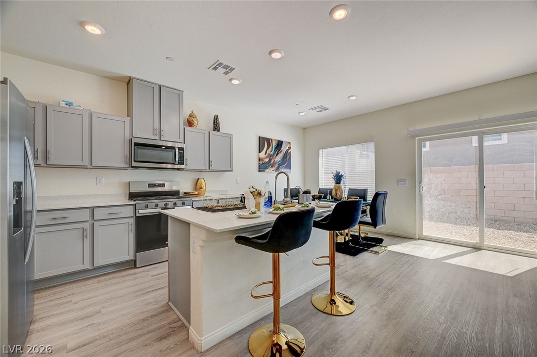 9946 Indigo Cliffs Street Property Photo 8