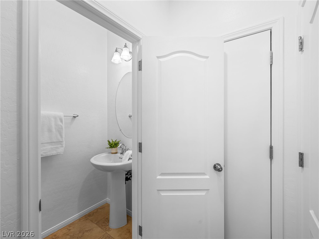 7373 Puddle Duck Street Property Photo 20