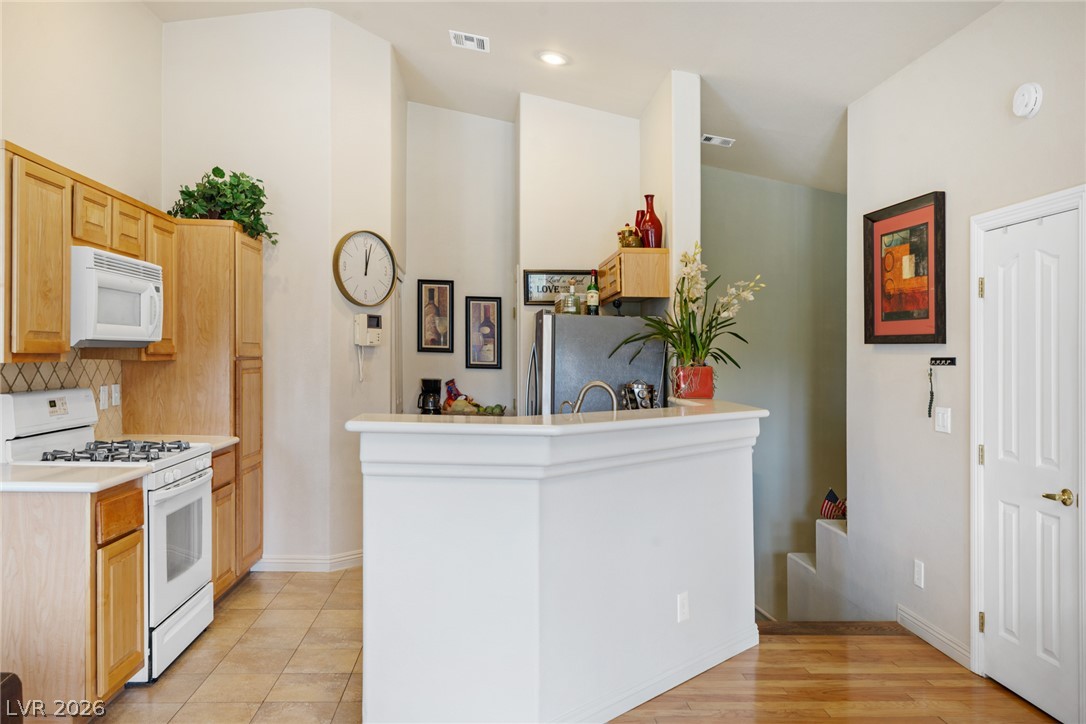 8779 Horizon Wind Avenue 101 Property Photo 14